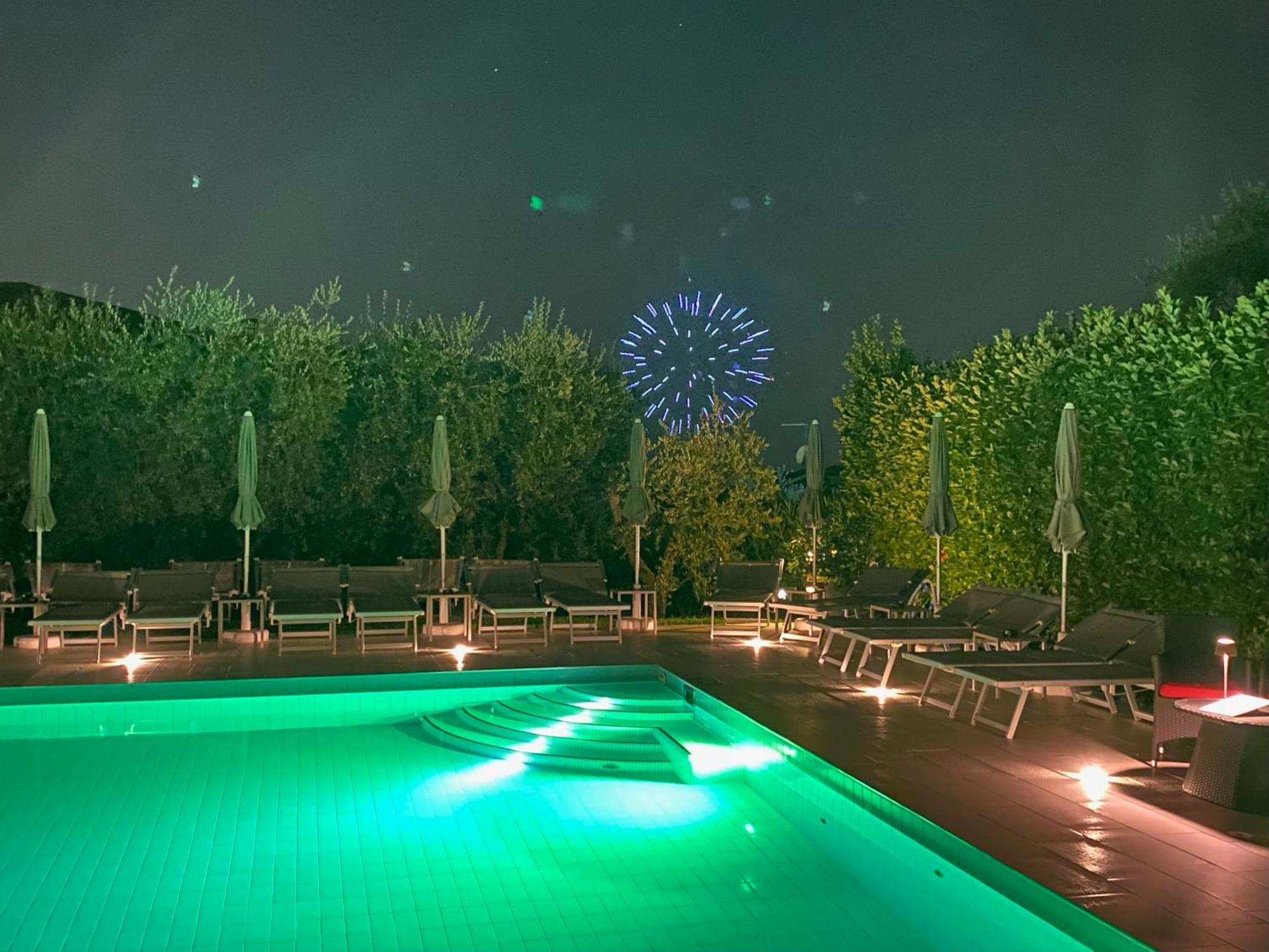 Hotel Villa Ca' Nova ***S ガルダ エクステリア 写真